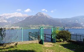 Como Lakeside Cottage